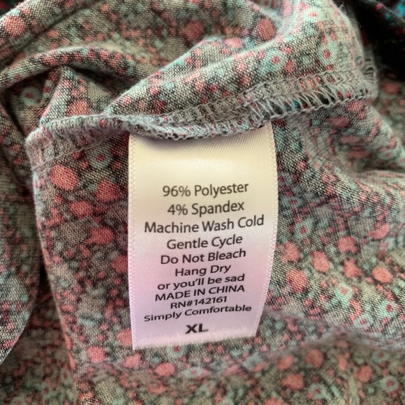 Lularoe Randy raglan tee - Picture 4 of 4